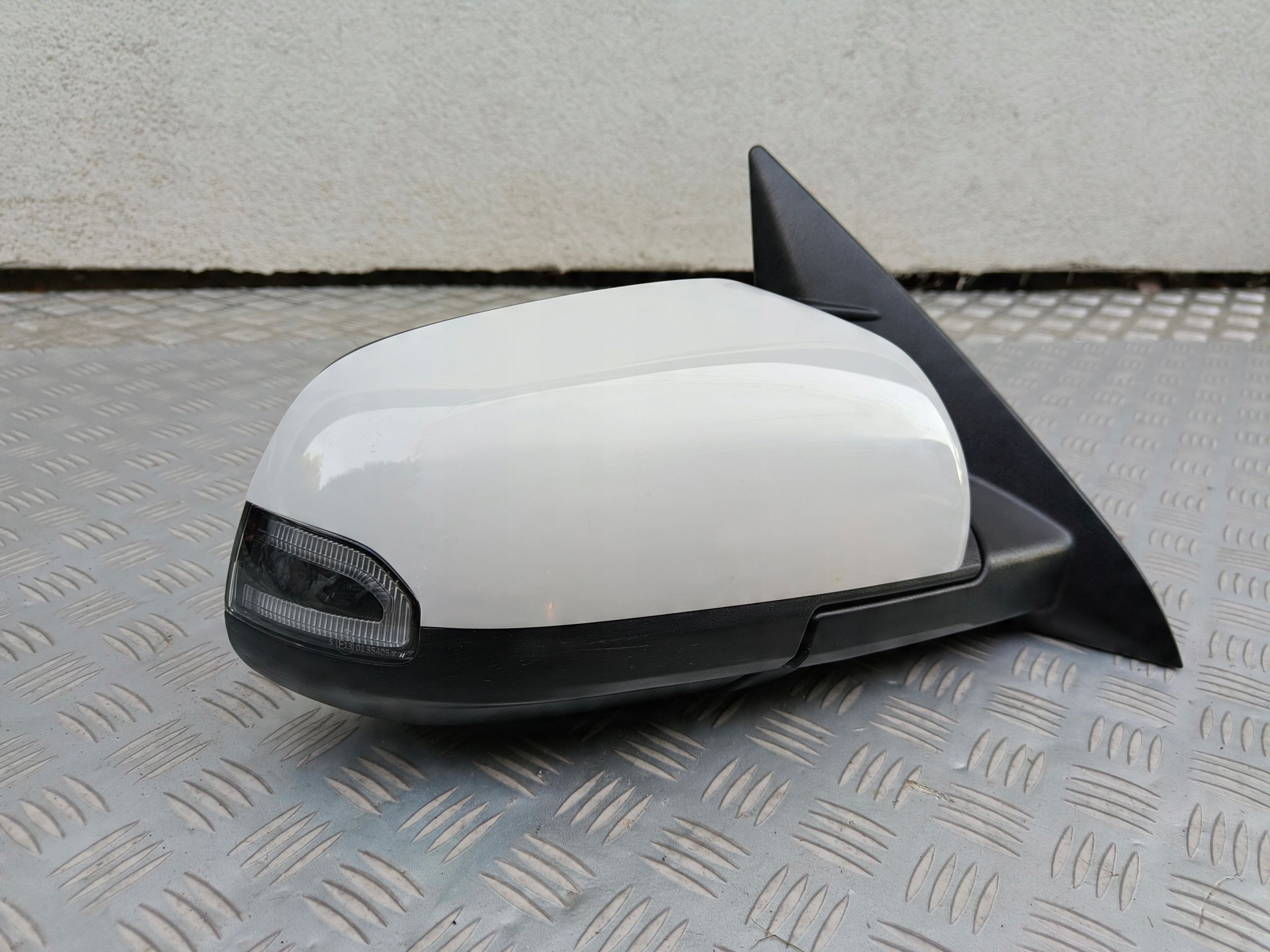 Hyundai Venue Lusterko zewnętrzne Prawe Led Blind Spot 8PIN Usa