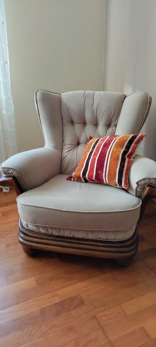 Sofa + 2 fotele w stylu klasycznym – elegancja i wygoda
