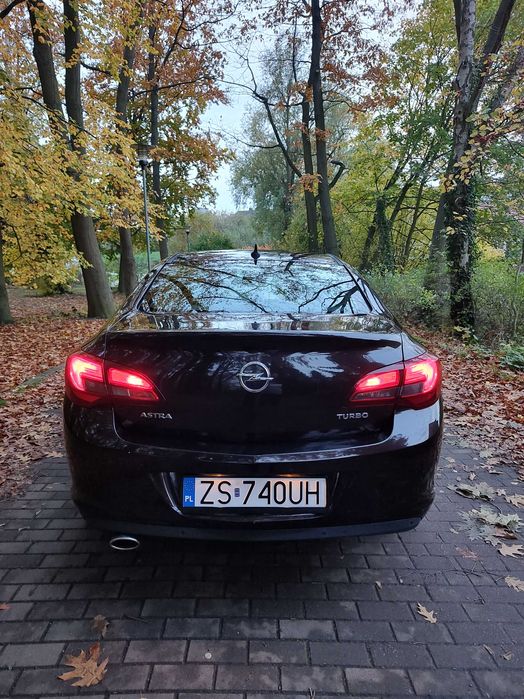 Opel Astra J Turbo Cosmo