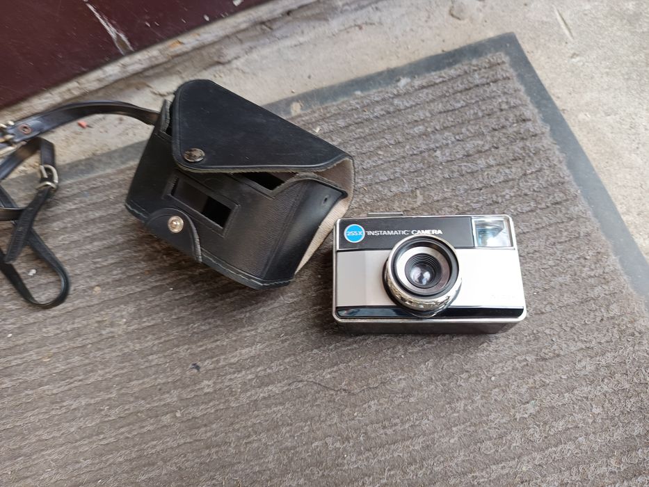 Stary vintage analogowy aparat fotograficzny  Kodak Instamatic