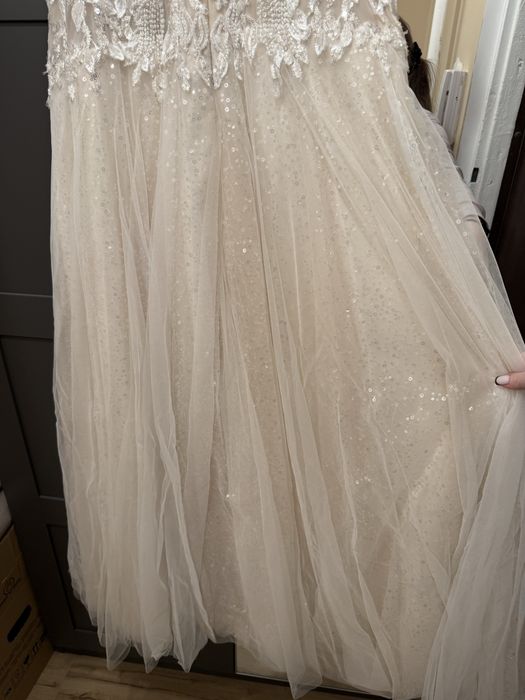 Piekna suknia slubna