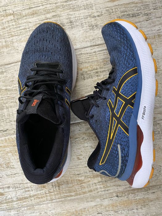 Кросівки унісекс 41р26см Asics Gel-nimbus24 originaj Асікс Німбус