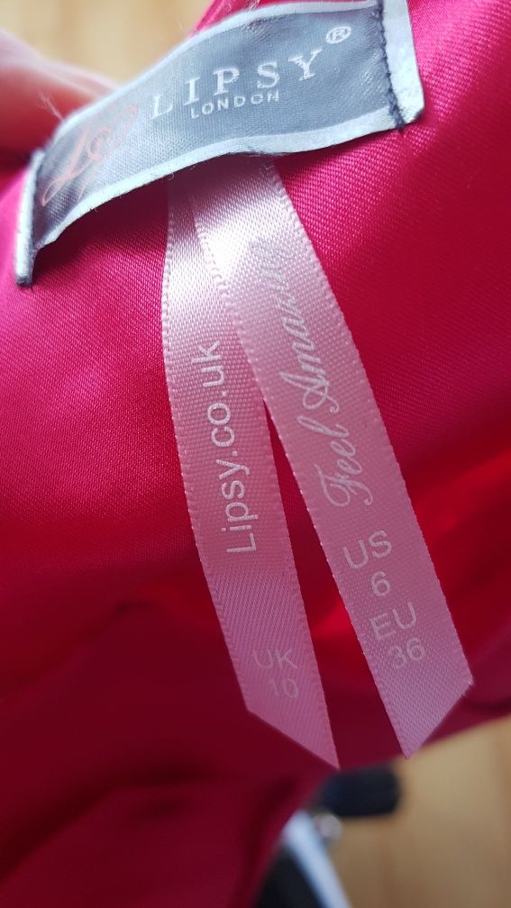 Sukienka Lipsy London 36