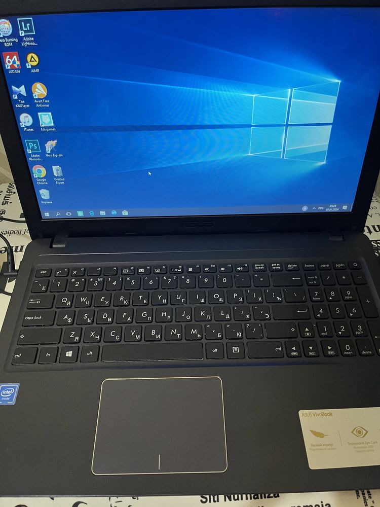 Ідеальний ASUS X543M продам ноутбук