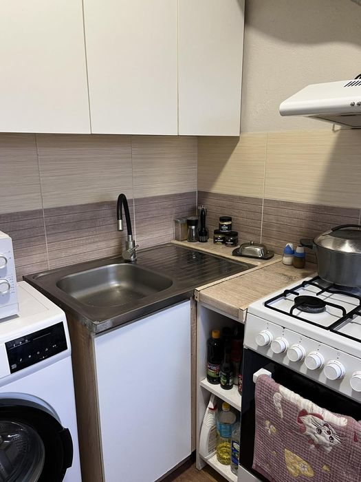 Продам 2-х кімнатну квартиру в с.Кам'яниця