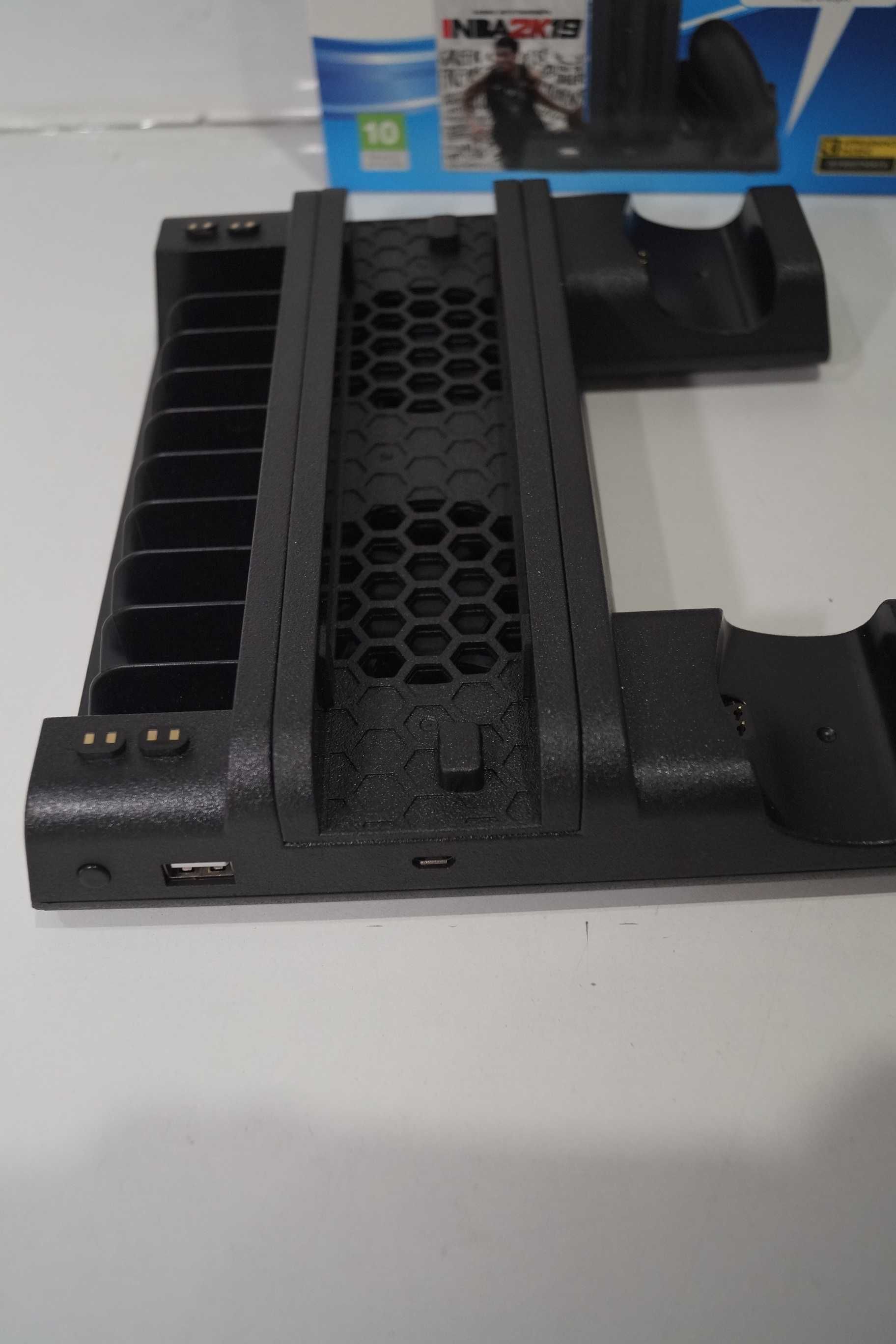 DOBE p-4 series podstawka chłodząca stacja ładująca
