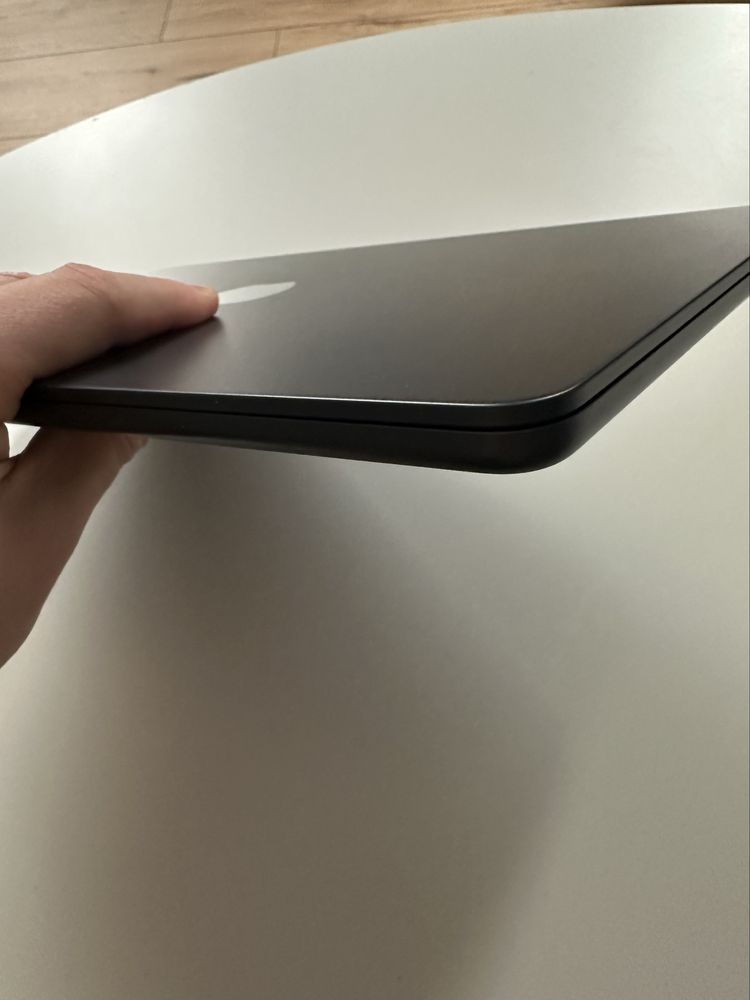 Ноутбук Apple Macbook air 2022 m2 24 gb 1 tb ssd
