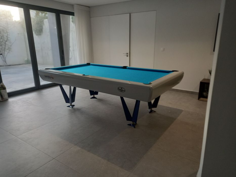 Manutenção de mesas de bilhar/snooker