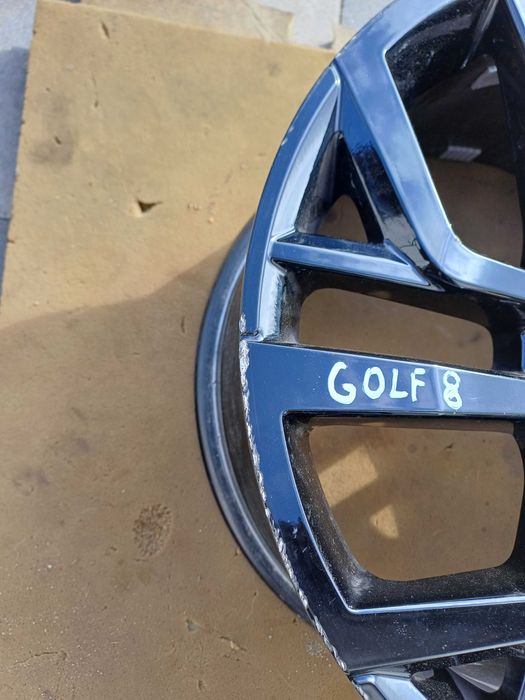 felga vw golf 8 VIII 7,5jx18 et45 5x112 model 5h0601.025k