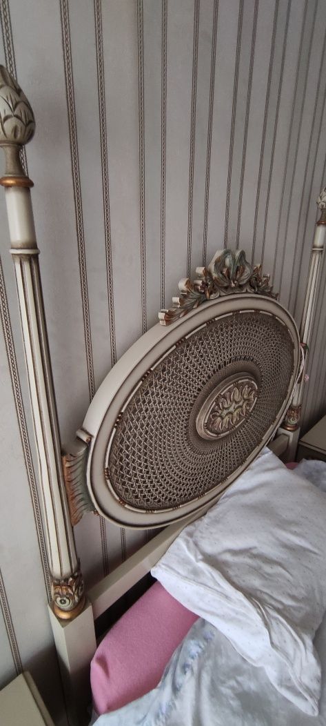 Quarto mobilado completo madeira maciça vintage Princesa