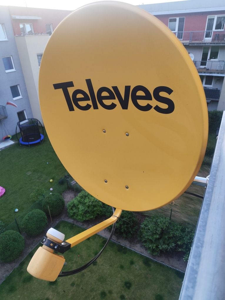 Witam sprzedam antenę satelitarną Televes z konwerterem