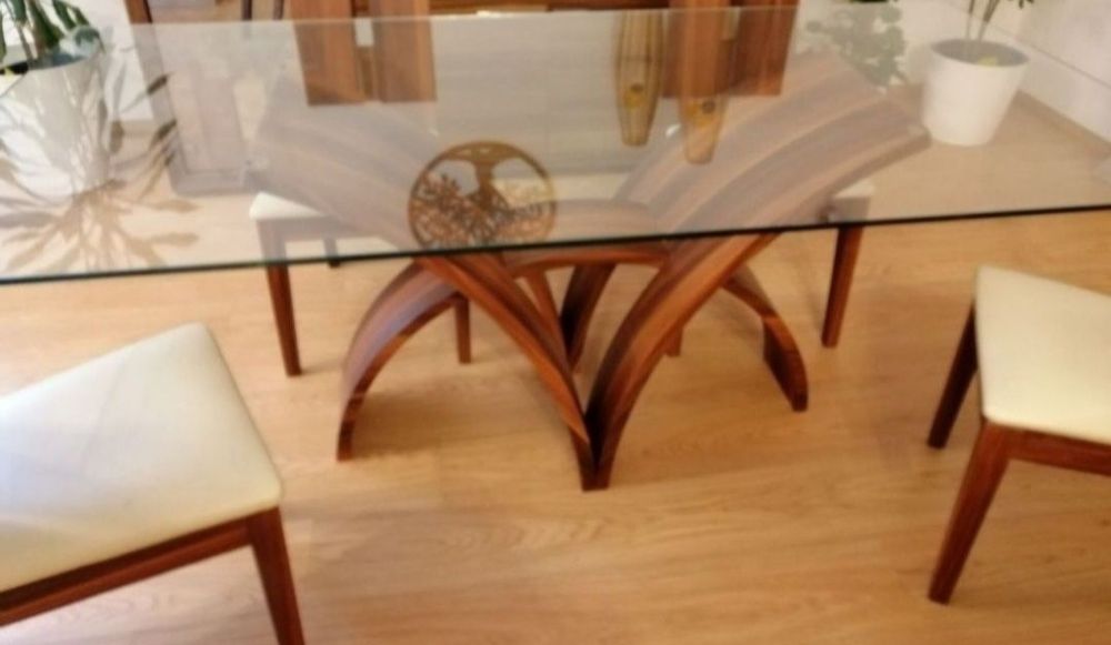 Mesa de sala e cozinha ou jardim