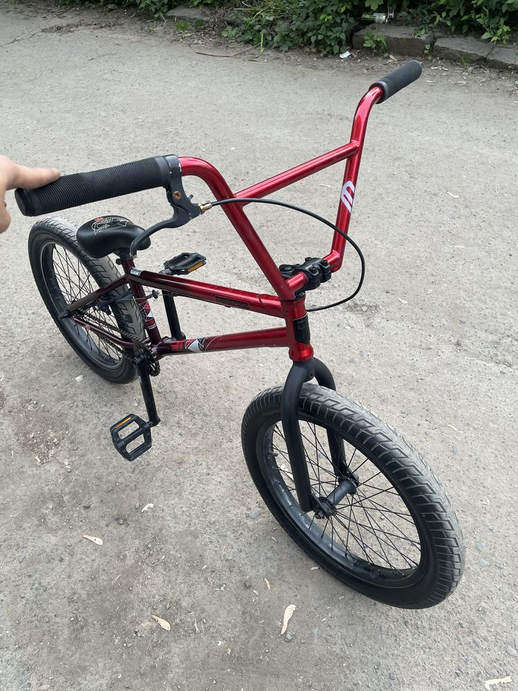 Топовий бмх bmx mongoose 2020 року eclat