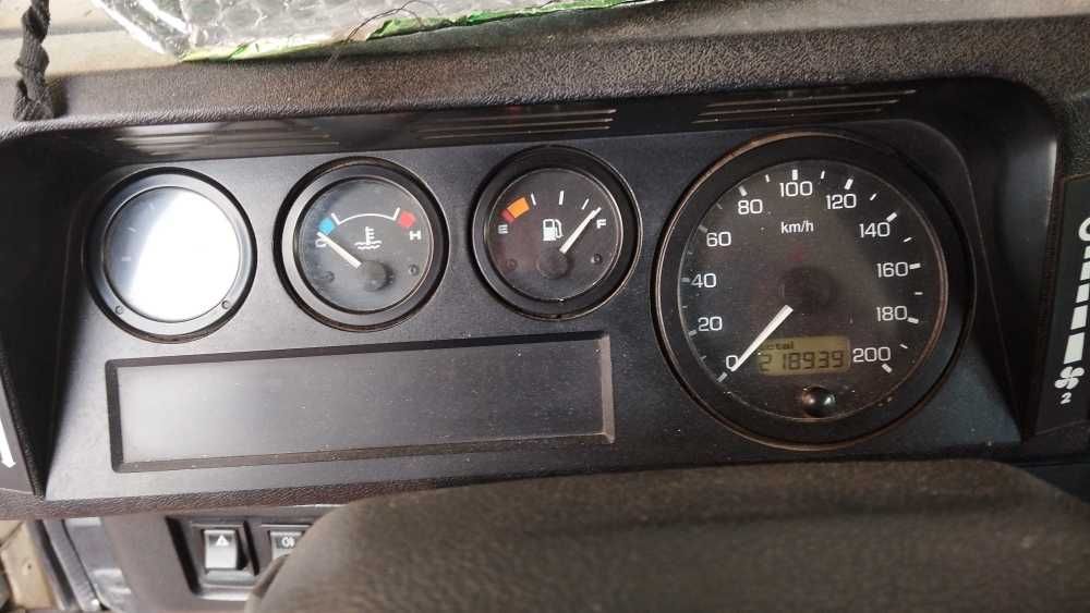 LR Defender 110 2.5 TD5 de 9 lugares