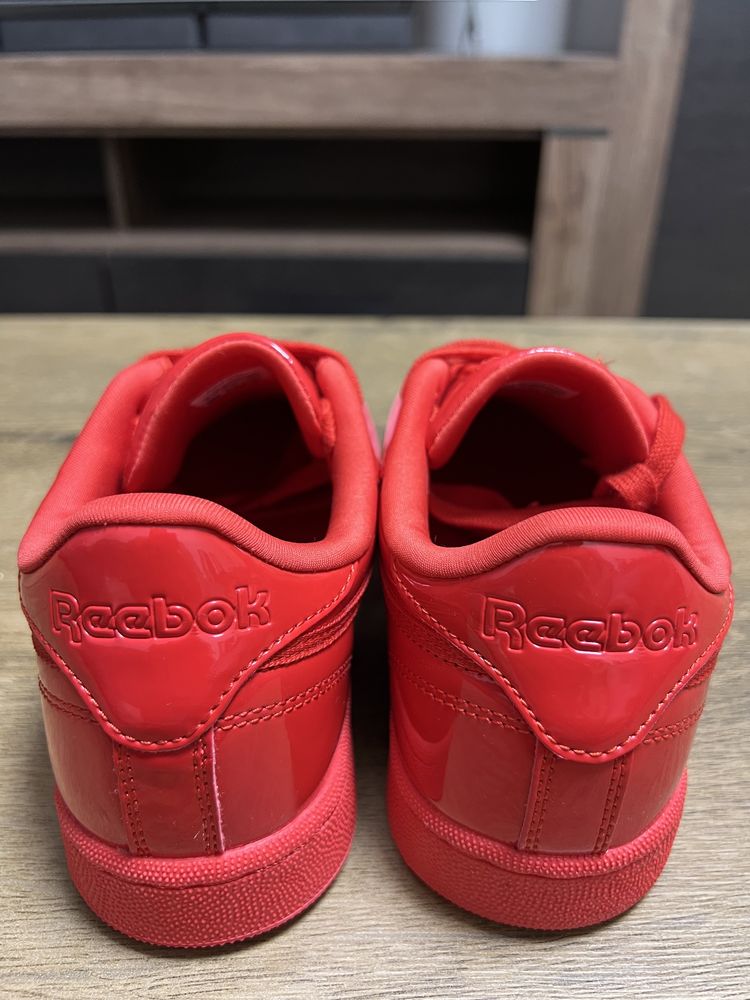 Жіночі кросівки  Reebok