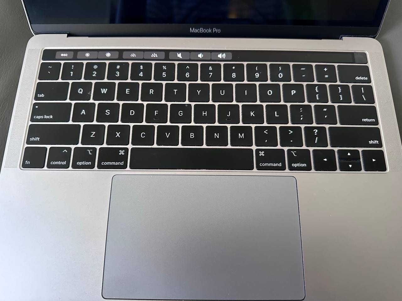 Apple MacBook pro 13 2019 1TB