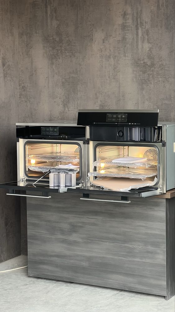 Духововй шкаф с пароваркой Miele DGC 6805 пряма підключка духовка