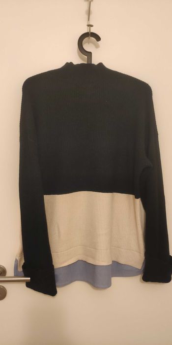 Camisola de malha e barra em algodão em tons de azul e branco