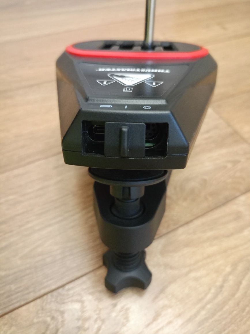 thrustmaster TH8S