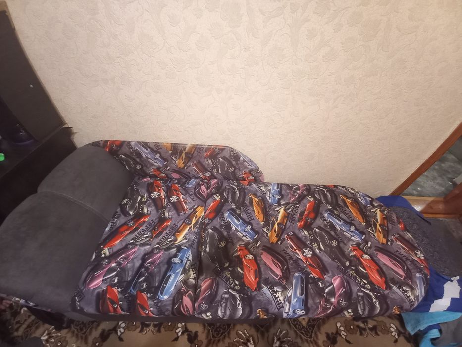 Детский диван б/у