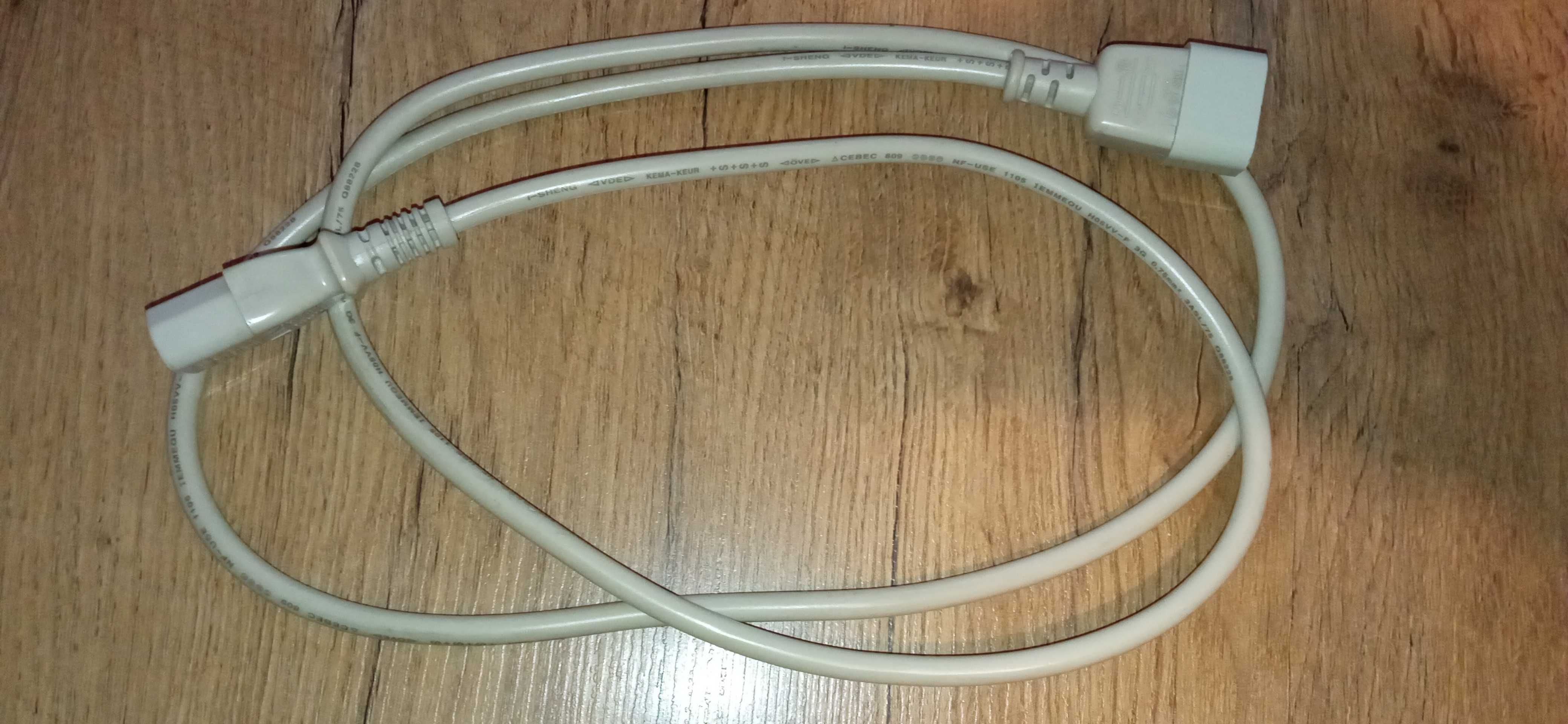 Kabel zasilający IEC-320 C13 - IEC-320 C14 - 1,5m, 10A