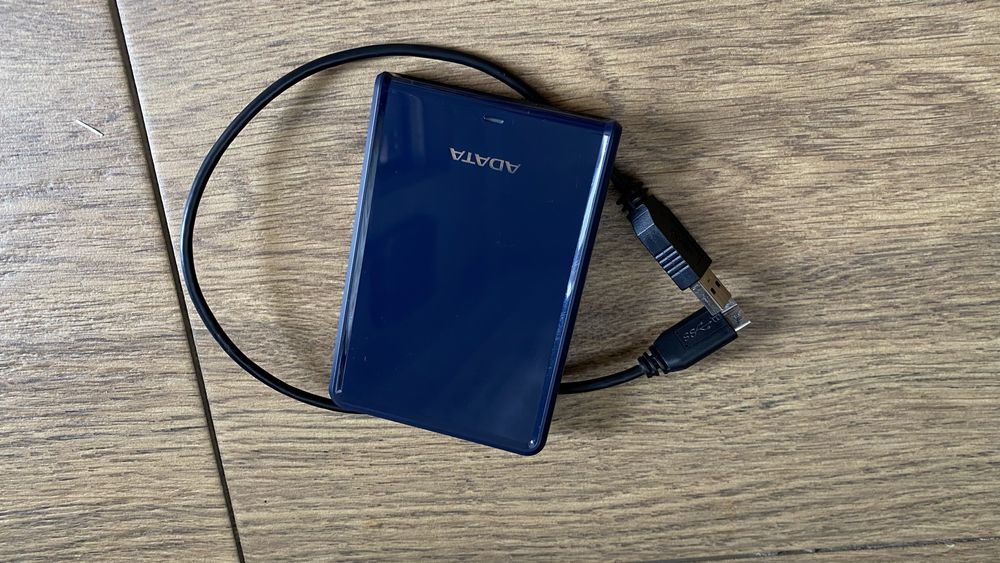 Зовнішній жорсткий диск Adata 1 tb