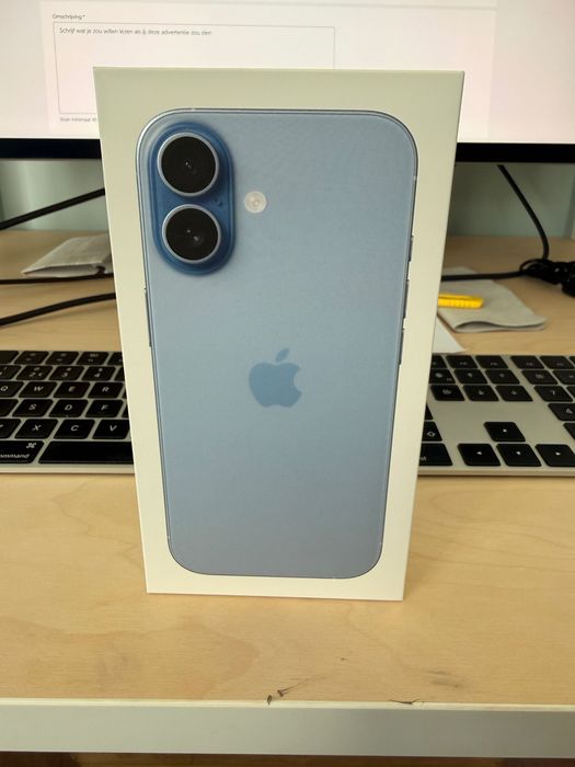 À venda: iPhone 17 Azul – Novo na caixa