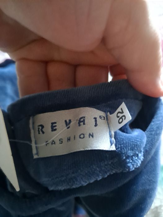 Nowa sukieneczka welurowa