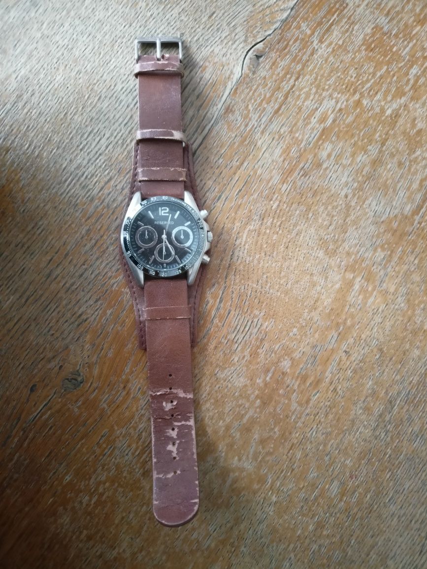 Zegarek bronzowy Reserved
