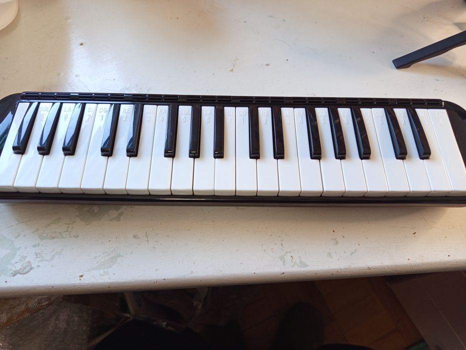 Духова мелодіка "Мugig". 37 клавіш. England. London. Якість.