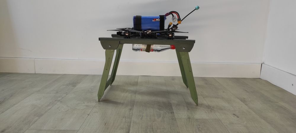 Підставка для 10 дюймових FPV дронів.