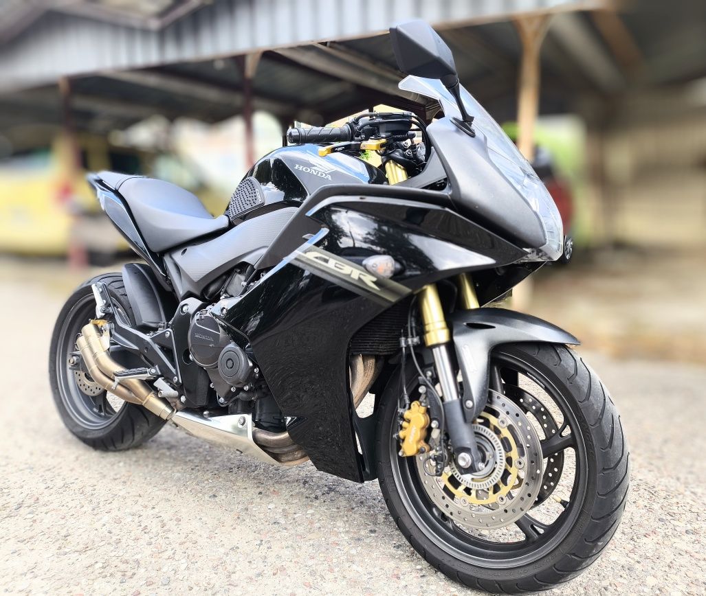 Honda Cbr600F 2011 C-ABS
