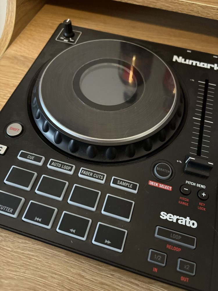 Numark platnium FX