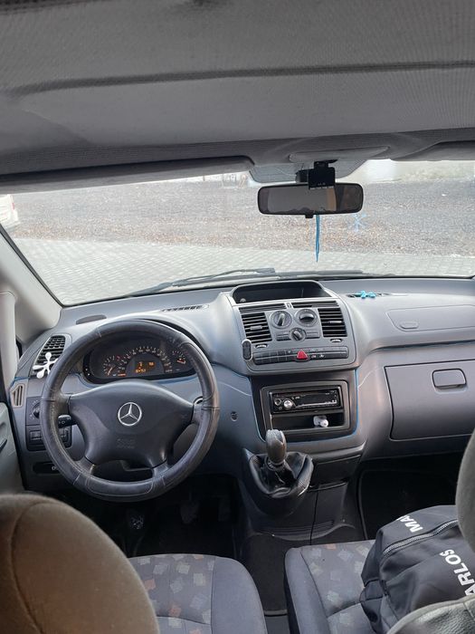 Mercedes-Benz Vito W639 пасажир 2006 рік 2.2 дизель