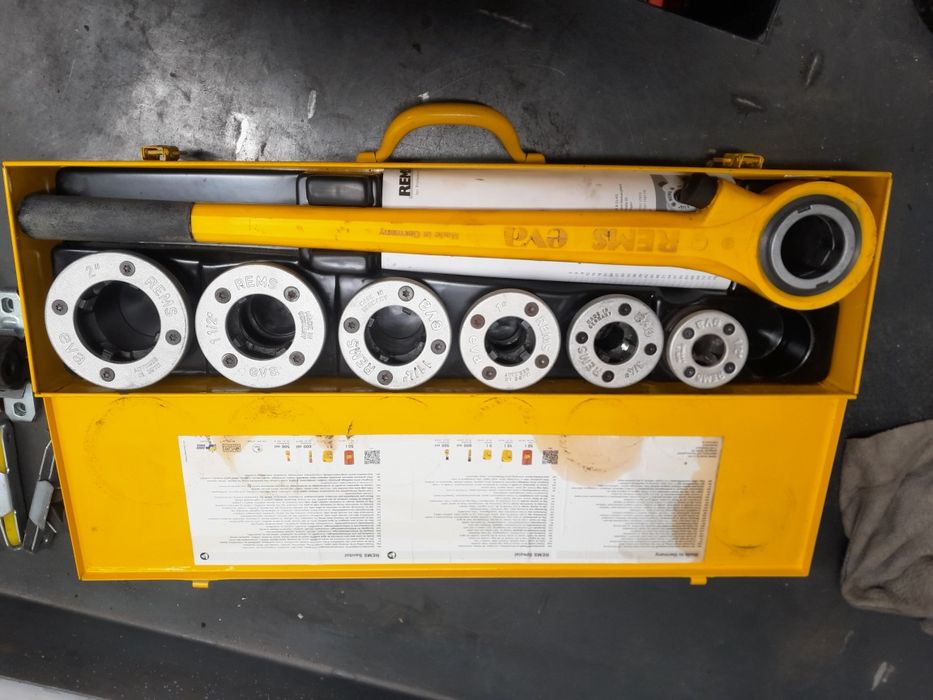 Gwintownica ręczna rems 1/2 - 2 całe jak nowa