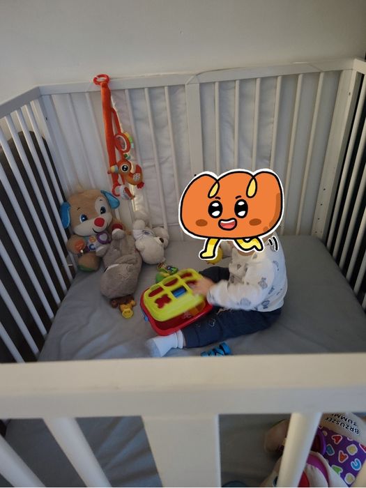 Kojec drewniany dla dziecka regulowany