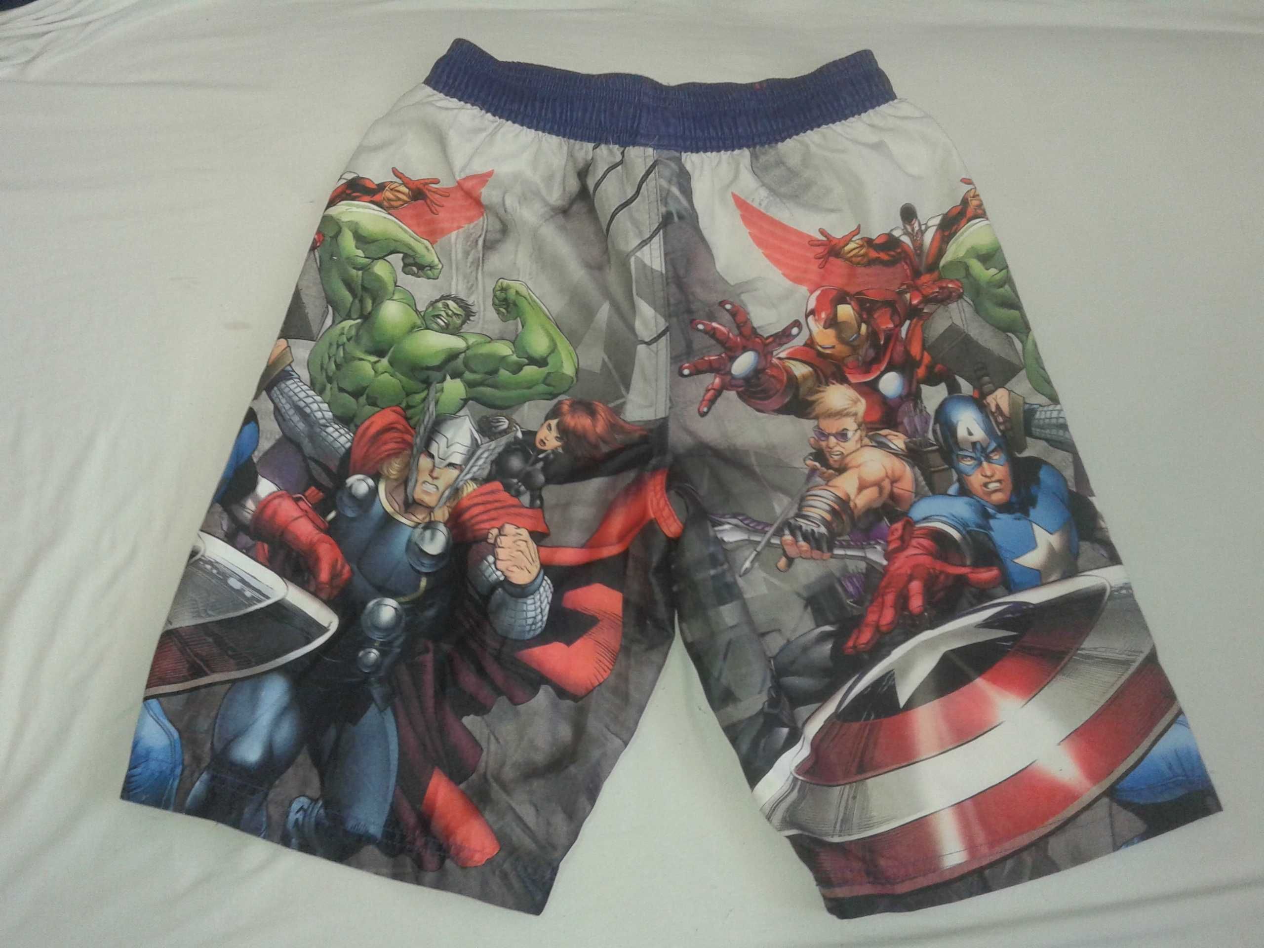 Spodenki chłopięce 152/158 Avengers