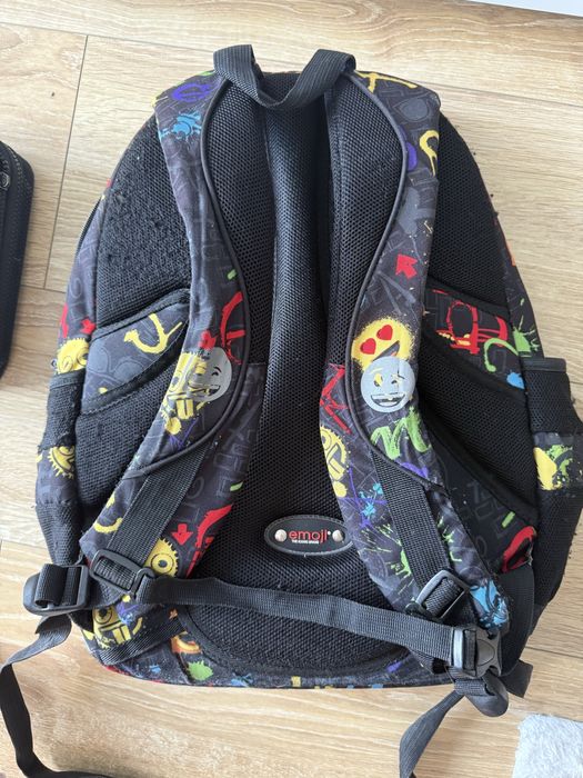 Plecak do szkoly mlodziezowy  emoji czarny st majewski