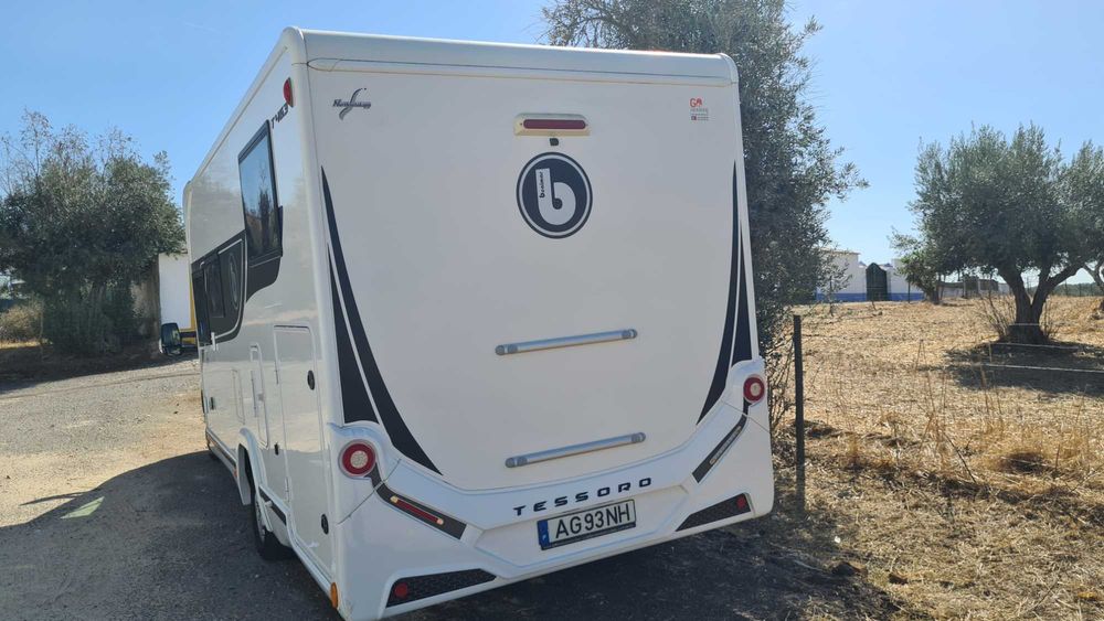 Autocaravana Benimar Northautokapp, 5 Lugares - Ano 2020