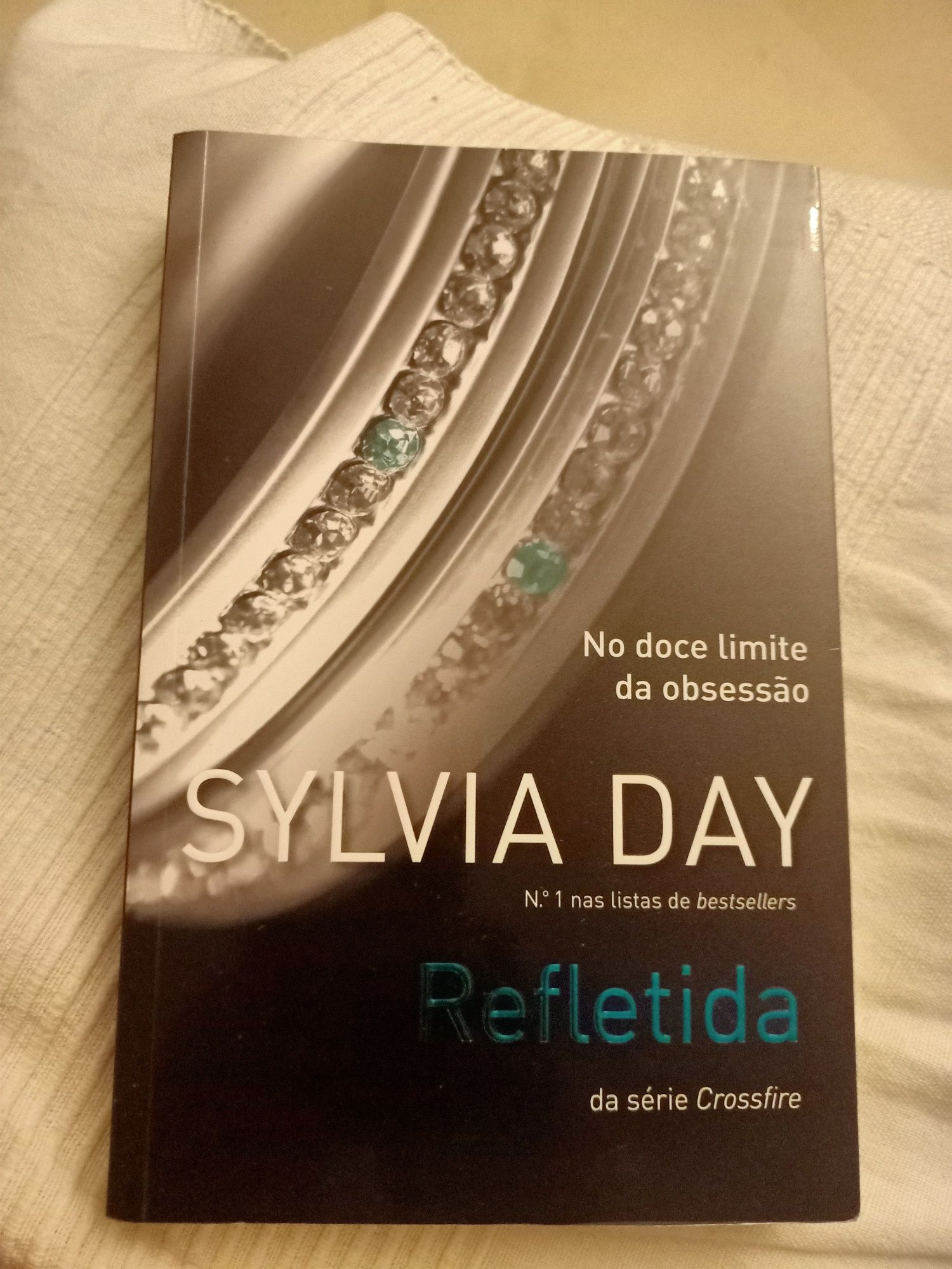 Livro: Refletida