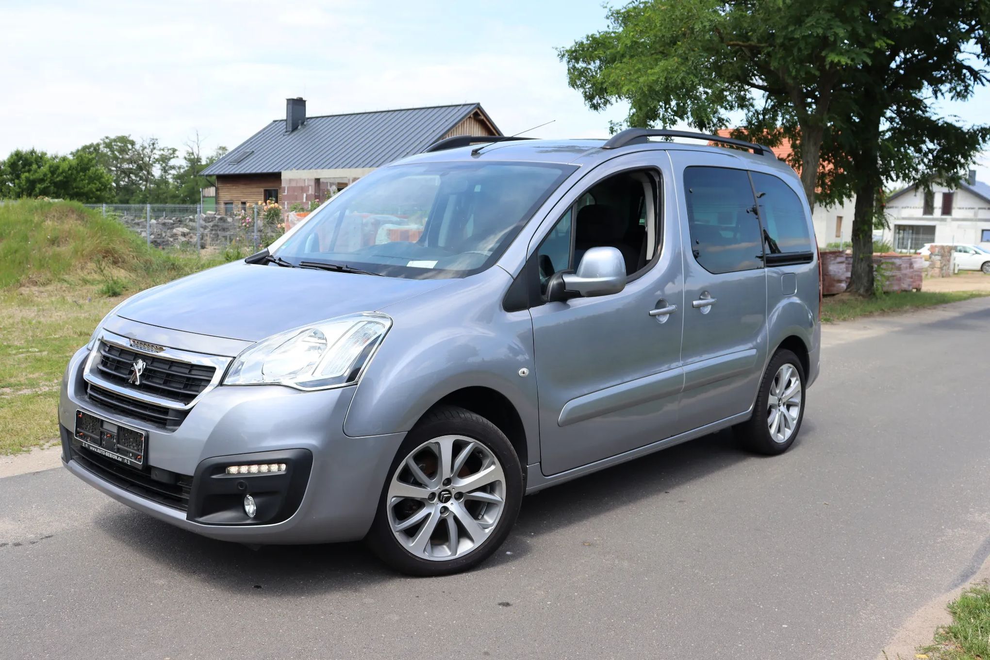 Peugeot Partner 1,6 e-HDi 12OKM, 6biegów, po opłatach
