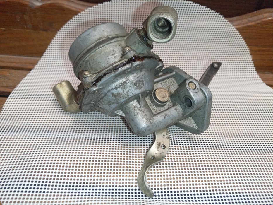 Паливний насос Б-21