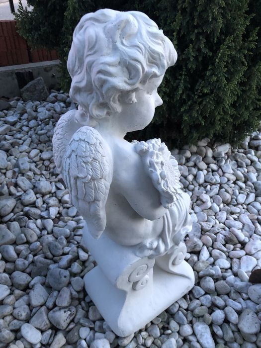 Figura ogrodowa aniołek 58cm
