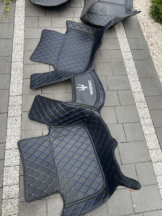 Maserati ghibli pikowane dywaniki eko skora niebieskie