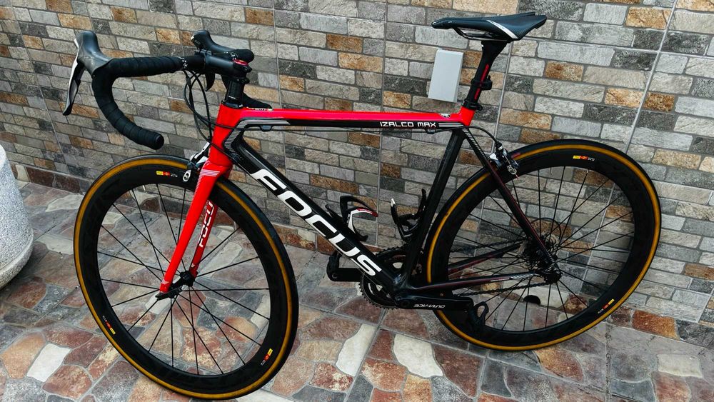 Focus Izalco Max Dura-ace T54