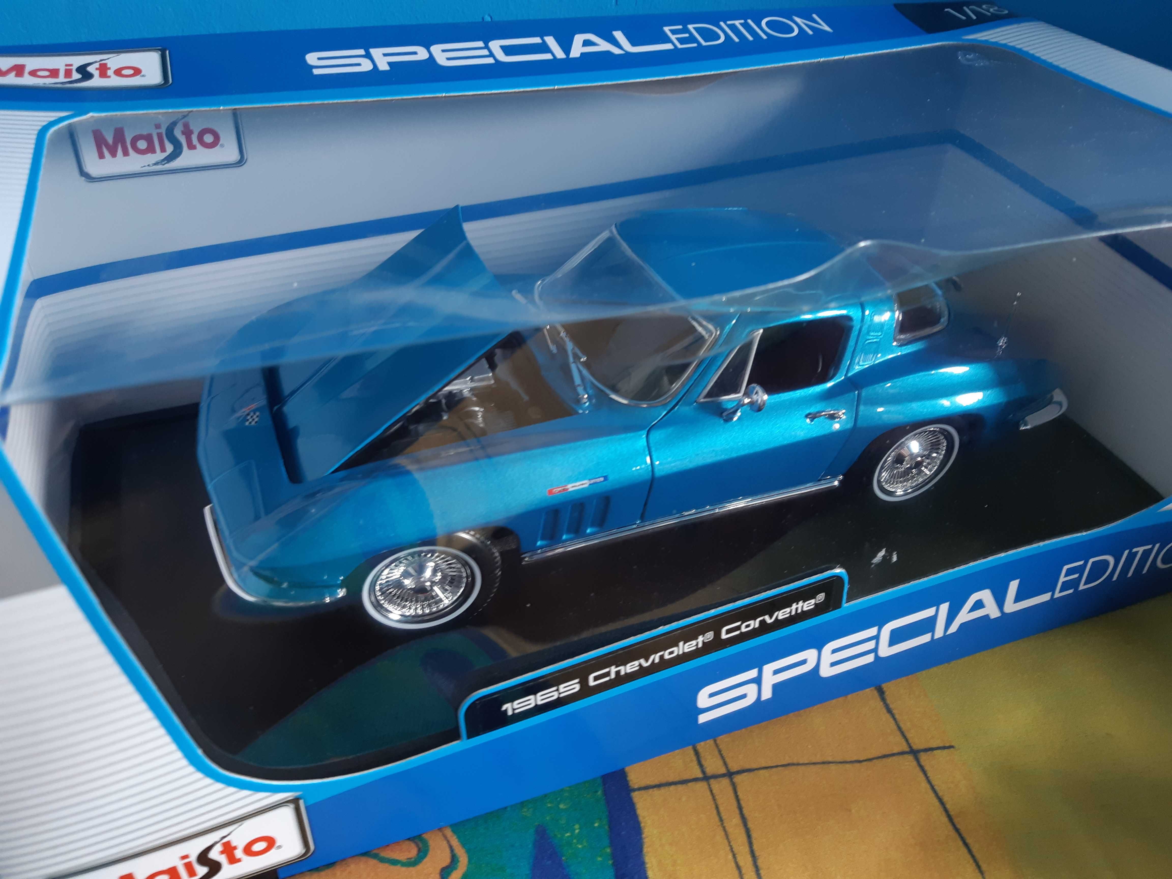 Chevrolet Corvette Stingray 1965 1:18 Maisto