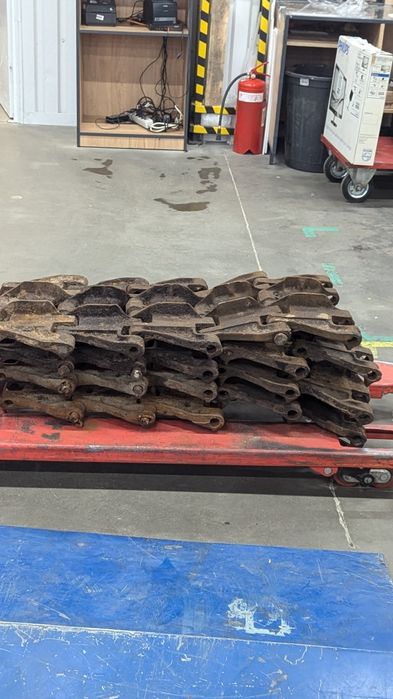 Башмаки Траки ДТ 75 Гусениця Т-150