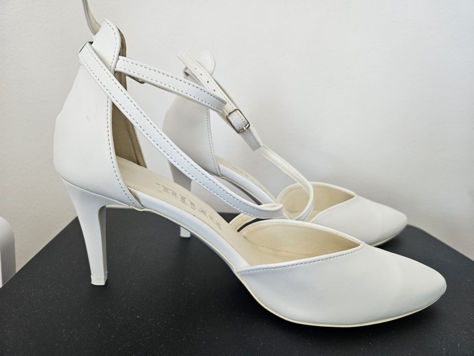 Buty ślubne, białe. Rozmiar 41. Brilu.