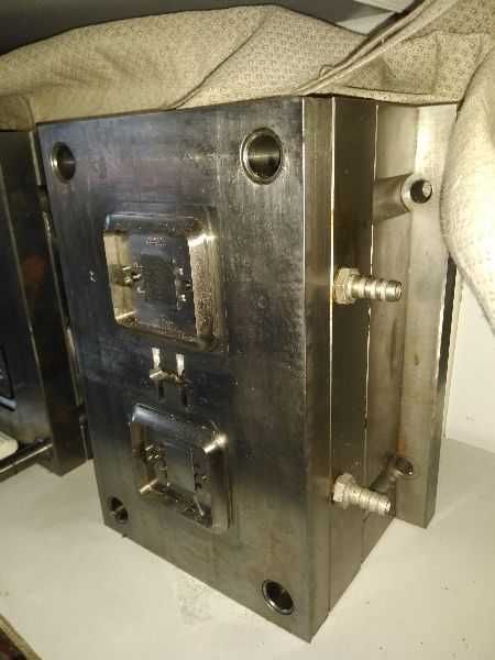 Rozwiń swój biznes – forma wtryskowa do ramek włącznika