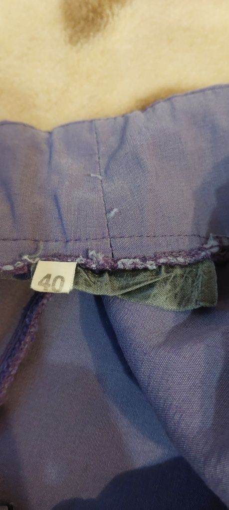 Spodnie z materiału dzwony L szerokie nogawki fioletowe